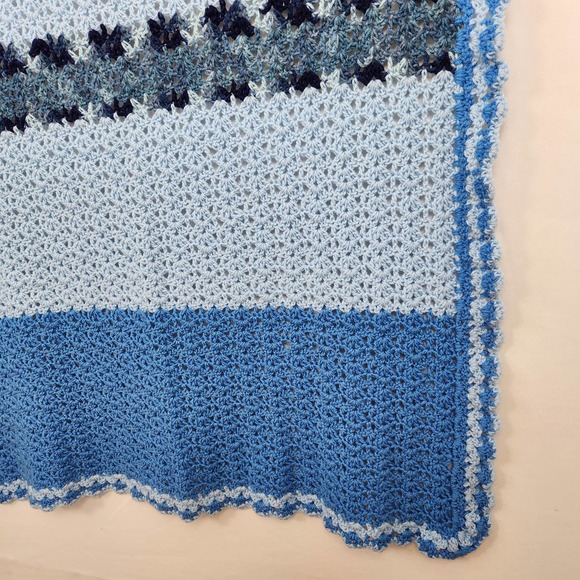 Vintage Blue on Blue Crochet Throw Blanket - Picture 5 of 5